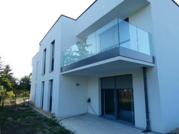 NIEDRIGE ENERGIEKOSTEN MIT SÜDTERRASSE UND EIGENGARTEN