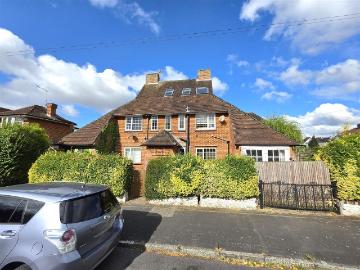 Northbrook Road, Aldershot GU11, 3 bed maisonette to...