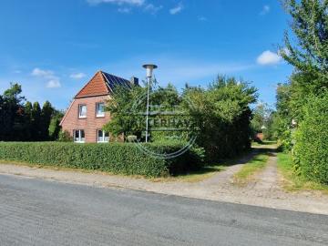 Nordsee Perle Tossens: Saniertes Haus auf Traumgrdst. m....