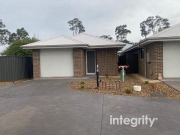 Nowra, 4/95, Albatross, Road, Australia