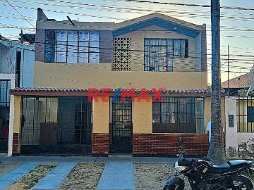 Ocasión Casa En Venta  Urb. Piura Calle Castro Pozo Mz...