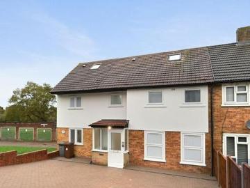 Oakmere Avenue, Potters Bar, 10 Bedroom Semi detached
