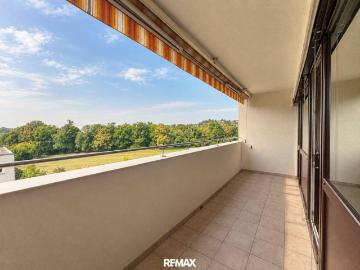 Oberste Etage & großzügige Loggia: Wohnen in Graz Ragnitz