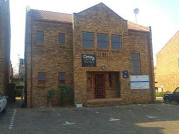 office suite to let first floor 110m2