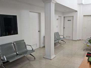 OFICINA EN AV BOLIVAR MARACAY AL46 089AB KPAE