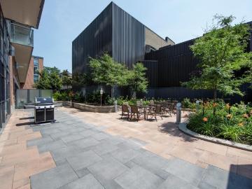 One32 2 Bedroom Apartment for Rent at 132 Berkeley St,...