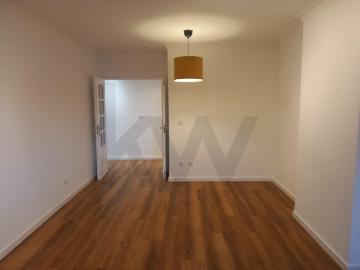 One bedroom apartment with 72.5m2 for rent in the...