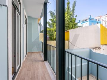 One bedroom apartment with private garden in Anjos –...