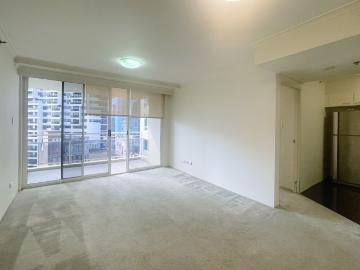One bedroom & Secured car park & Super convenient...