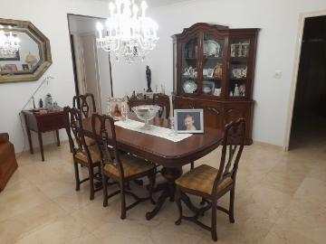 OPORTUNIDA GRAN CASA DE PUEBLO CON VIVIENDA UNIFAMILIAR...