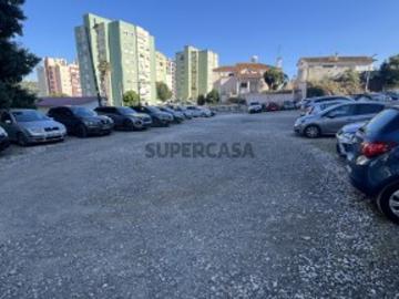 Oportunidade Projecto à Investidor ! Edifício...
