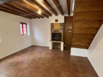 ORBEC MAISON 2 CHAMBRES PETITE COUR 62m²