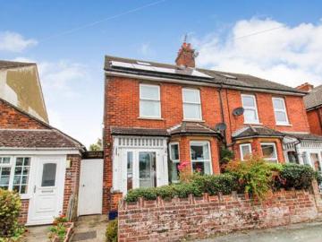 Oxford Road, Farnborough, 3 Bedroom Semi detached