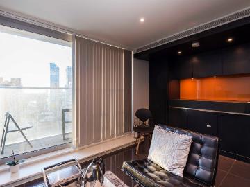 Pan Peninsula Square, London, E14