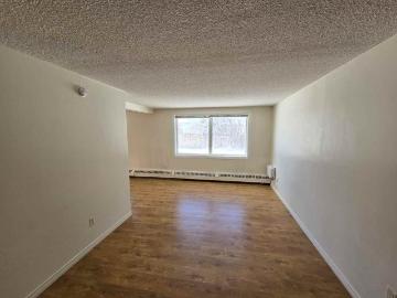 Park Plaza 2 Bedroom Apartment for Rent at 3930 Robinson...