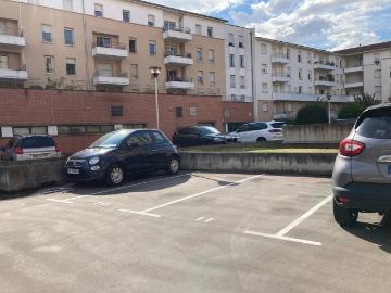 PARKING / CROIX DE PIERRE