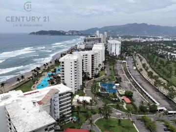 Penthouse frente al mar en Playa Diamante, vista al mar...