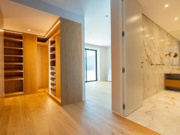 Penthouse T4 Duplex de Luxo com Vista Mar em Leça da...