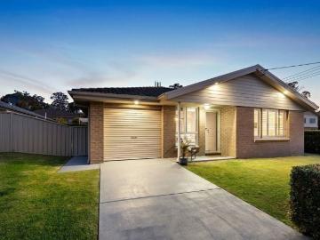 Perfectly Located Home in The Heart of Bonnells Bay