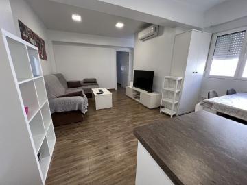 Piso Moderno cerca playa Zapillo