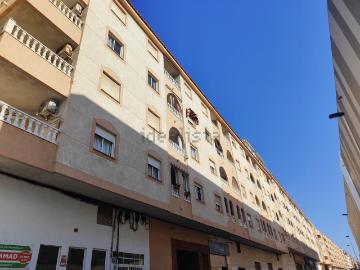 Piso, Antonio Machado, Torrevieja