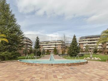 Piso de alto standing de 231 m2 en venta en Majadahonda,...