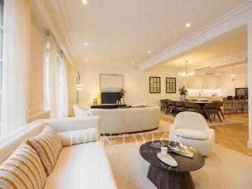 Piso de alto standing de 243 m2 en venta en Madrid,...