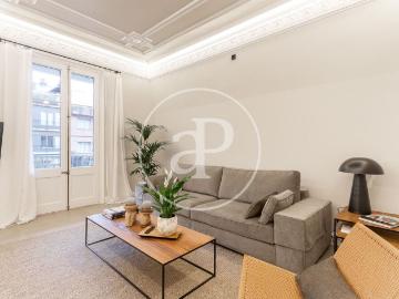 Piso de alto standing en alquiler en Barcelona, España