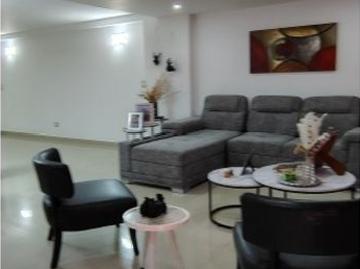 Piso de alto standing en alquiler en Nueva Caracas,...