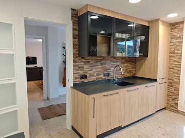 Piso en alquiler de 4 habitaciones en Vallirana, Barcelona