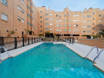 Piso en venta en Madrid, Valdebernardo Valderribas. Pisos.