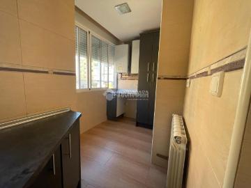 Piso en venta en Madrid, Pinar del Rey. Piso en venta en...