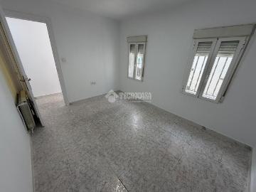 Piso en venta en Madrid, San Diego. Piso en venta en...