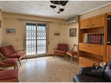 Piso en Venta en Burjassot, Valencia