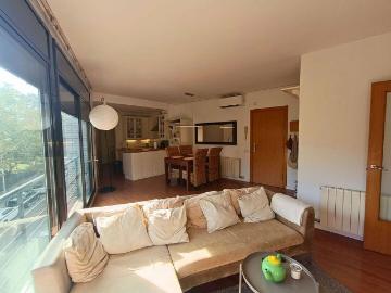 Piso en venta en calle De Clementina Arderiu, Sant...