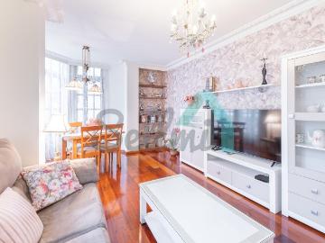 Piso en venta en Gijón, Centro. Pisos.