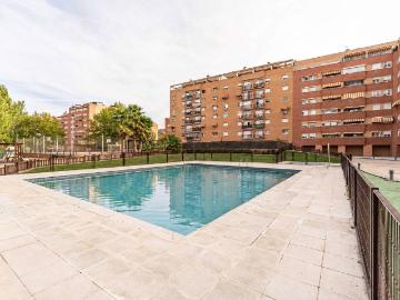 Piso en Venta en Sur PAU 4