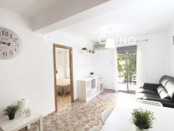 Piso en venta en Valencia, Marxalenes. Aprovecha la...