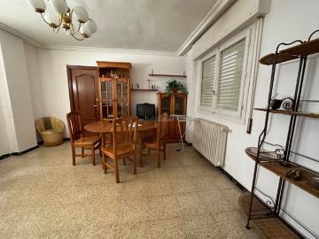 Piso en venta en Valladolid, Rondilla. Gran ubicación....
