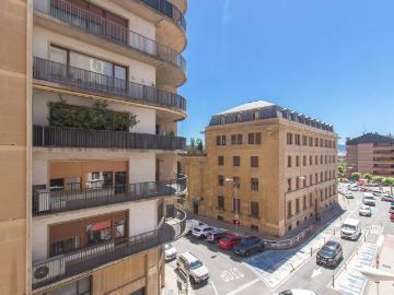 Piso en Venta en 2º Ensanche
