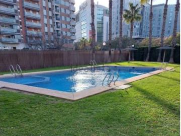 Piso Venta València Capital, Penya roja