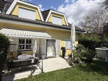 Pool, Garage & Vollkeller alles vorhanden!