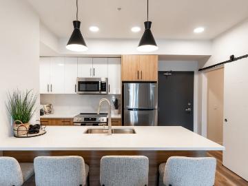 Podium Apartments 2 Bedroom Apartment for Rent at 8620...