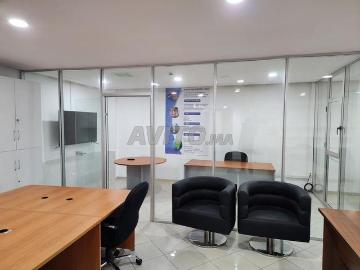 Plateau bureau équipé à louer à Abdelmoumen Casa