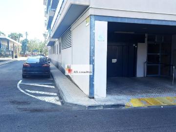 PLAZA DE PARQUING A LA VENTA EN L'AMPOLLA