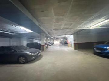 Plazas de parking en venta en Las Abejeras Estepona