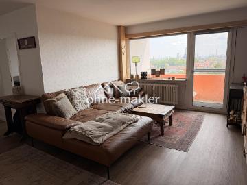 Provisionsfrei: 3 Zimmer Wohnung mit Balkon und Aufzug