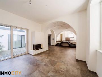 Provisionsfrei, Fabelhafte Mietwohnung + Terrasse!...