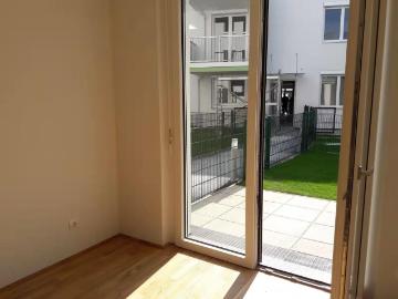 provisionsfrei südseitige ruhige 2 Zimmer Wohnung mit...