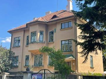 PROVISIONSFREIE Villa für 2 Generationen, Wohnen und...